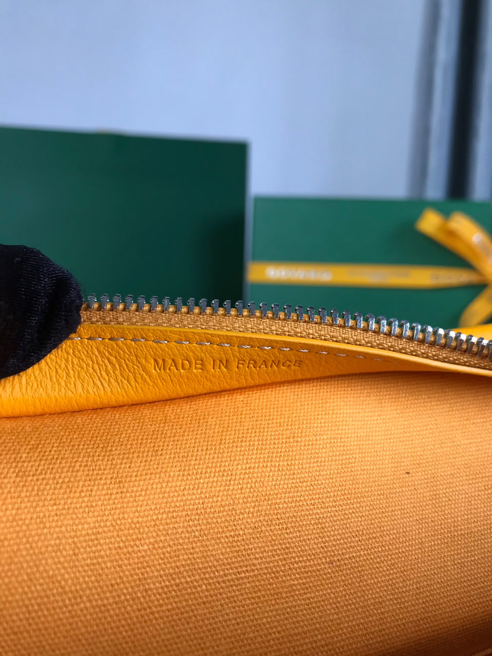 Yellow Jouvence GM Toiletry Bag