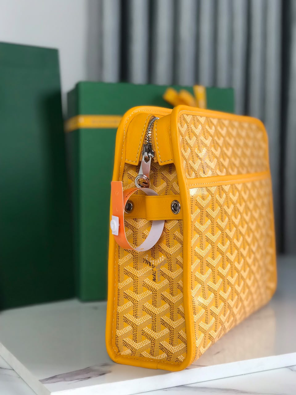 Yellow Jouvence GM Toiletry Bag