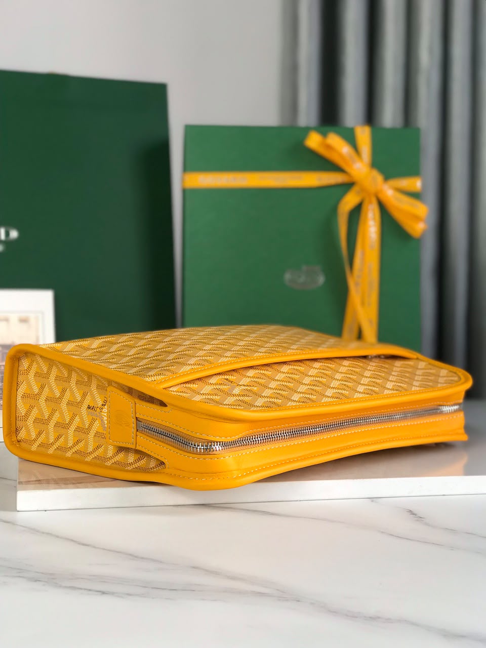 Yellow Jouvence GM Toiletry Bag