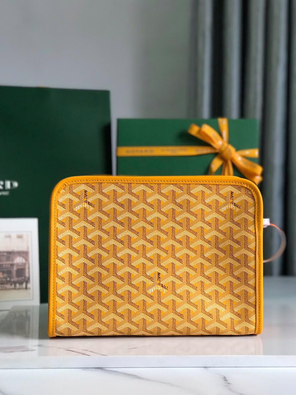 Yellow Jouvence MM Toiletry Bag
