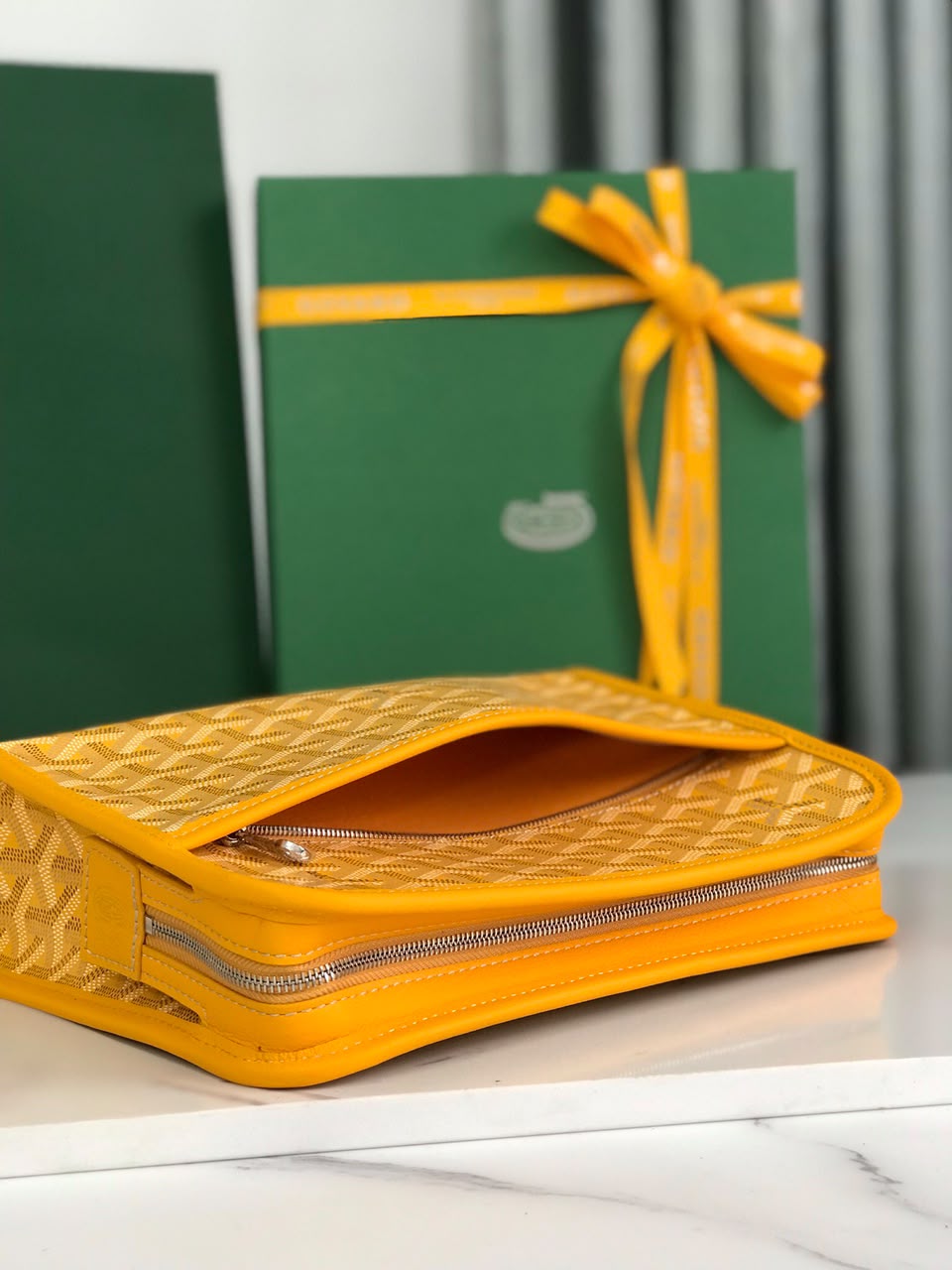 Yellow Jouvence MM Toiletry Bag